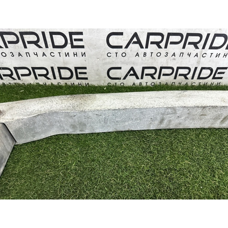 Усилитель бампера (наружные элементы кузова) AUDI Q5 8R 2012 3.2 8R0807313B