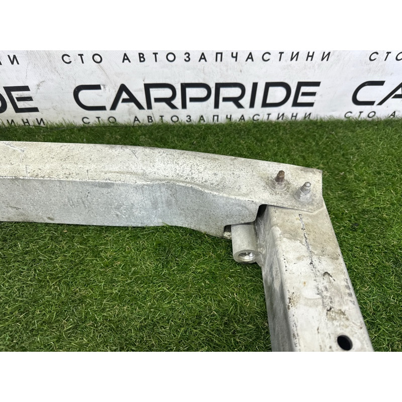 Усилитель бампера (наружные элементы кузова) AUDI Q5 8R 2012 3.2 8R0807313B