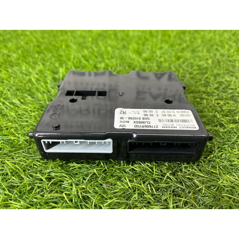 Блок управления климат-контролем (электрика / блоки управления) Nissan Rogue T33 2023 1.5 KR15DDT 277606RY5D