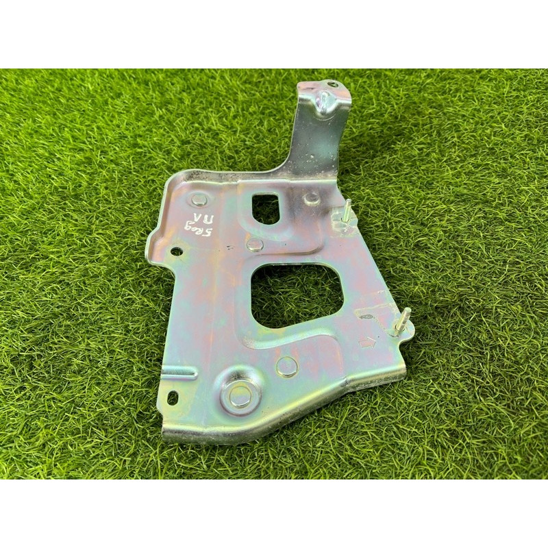 Кронштейн блоку управління (кузов і елементи) Nissan Rogue T33 2023 1.5 KR15DDT 237F46RC1A