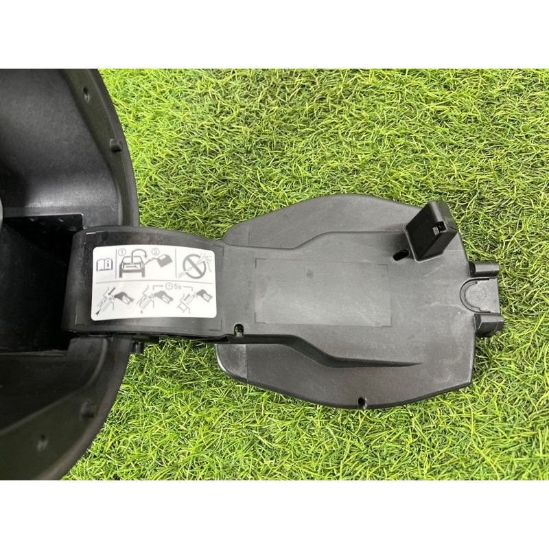 Кришка паливного бака (кузов і елементи) Nissan Rogue T33 2023 1.5 KR15DDT 781206RR0A