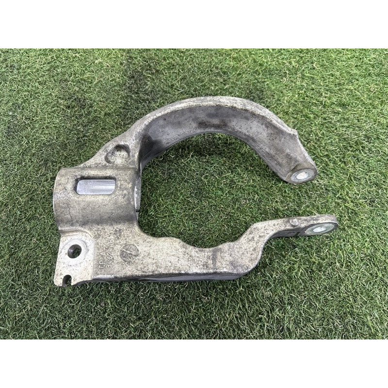 Вилка амортизатора (подвеска) LAND ROVER Range Rover L405 2016 5.0 LR038818