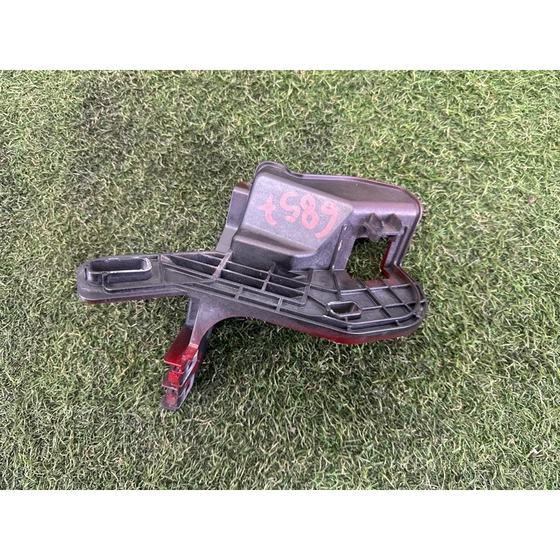 Крепление крыла (кузов и элементы) LAND ROVER Range Rover Evoque L538 2016 2.0 BJ3216A143AA