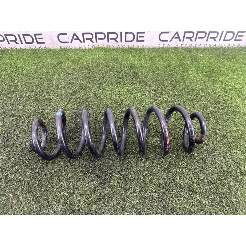 Пружина подвески (подвеска) AUDI A4 B8 2013 2.0 TFSI 8K0511115FP