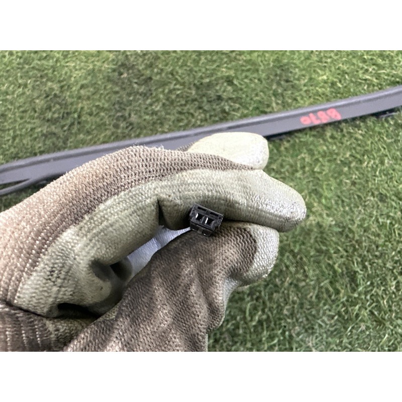 Датчик открытия багажника (электрика / датчики) Volkswagen Touareg NF 2013 3.6 7P68277129B9