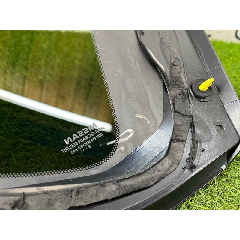 Форточка кузова (стекла и зеркала) Nissan Rogue T33 2023 1.5 KR15DDT 833016RR0A