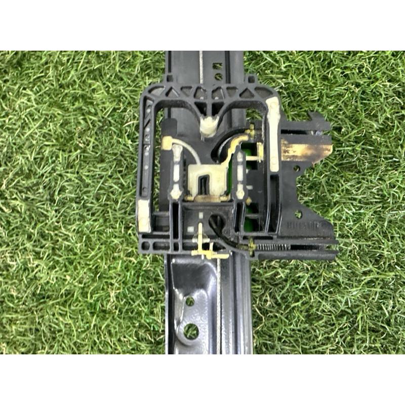 Механизм стеклоподъемника с мотором (кузов и элементы) LAND ROVER RANGE ROVER Sport L494 2016 3.0 Diesel LR077816