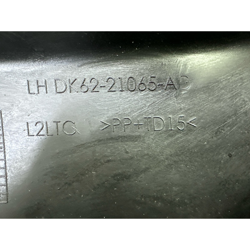 Молдинг двери внешний (кузов и элементы) LAND ROVER RANGE ROVER Sport L494 2016 3.0 Diesel LR044139