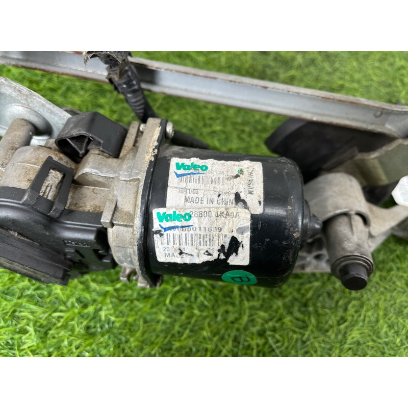 Трапеція склоочисників (кузов і елементи) Nissan Juke F15 2011 1.6 288001KA0A