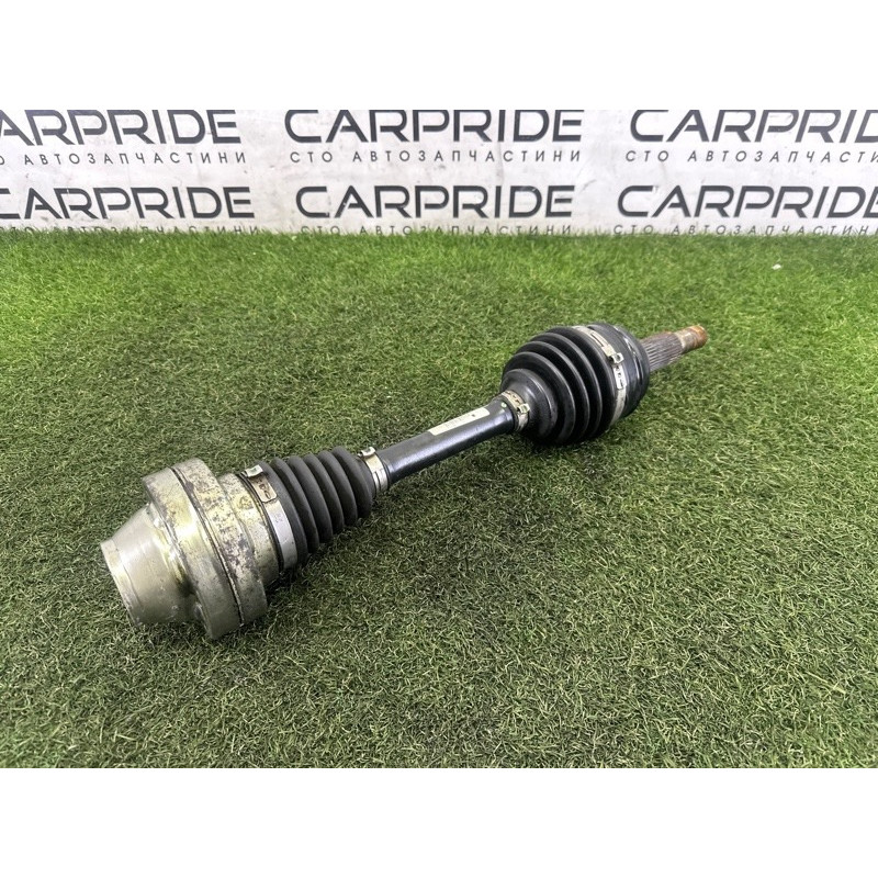 Привід (трансмісія) Volkswagen Touareg NF 2013 3.0 Hybrid 7P0407271C