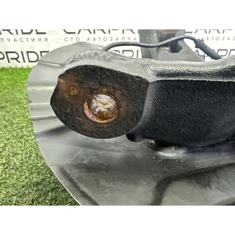 Поворотный кулак (подвеска) BMW 3-series E90 2010 3.0 N54 31216768996