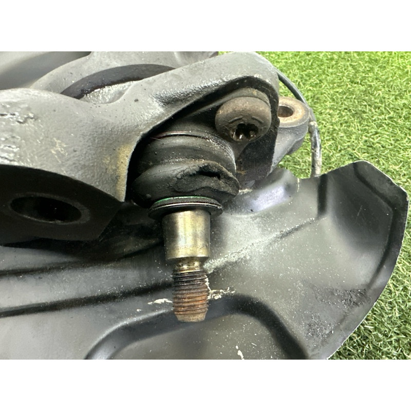 Поворотный кулак (подвеска) BMW 3-series E90 2010 3.0 N54 31216768996