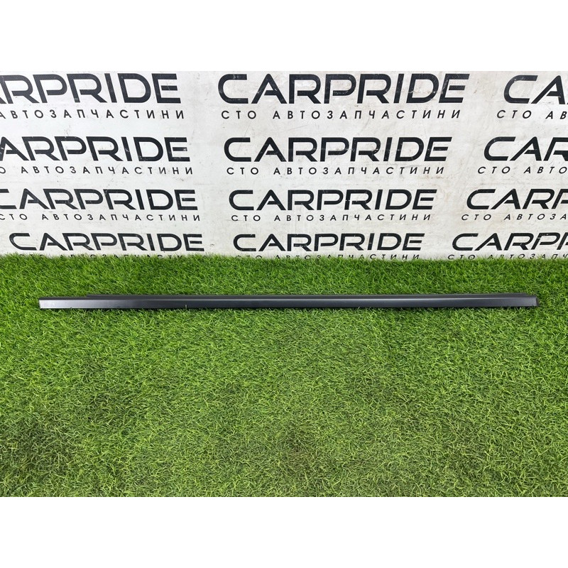 Молдинг двери внешний (кузов и элементы) Nissan Rogue T33 2023 1.5 KR15DDT 808206RA0A