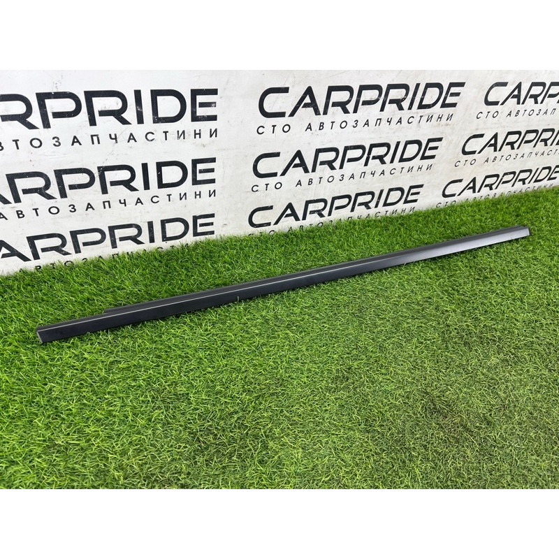 Молдинг двери внешний (кузов и элементы) Nissan Rogue T33 2023 1.5 KR15DDT 808206RA0A