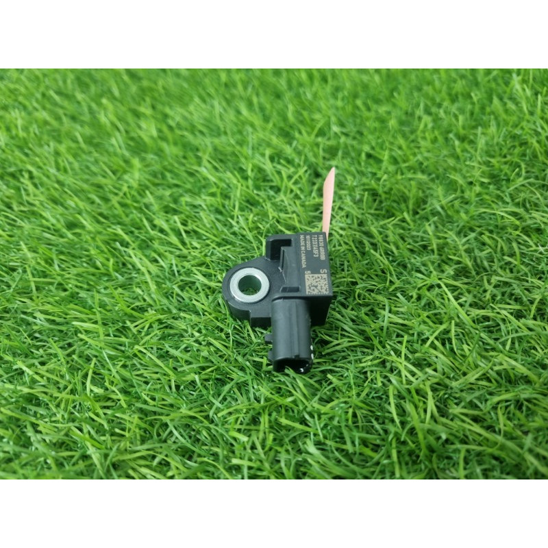 Датчик удара двери (airbag / безопасность) Nissan Rogue T33 2023 1.5 KR15DDT 988306RR8B