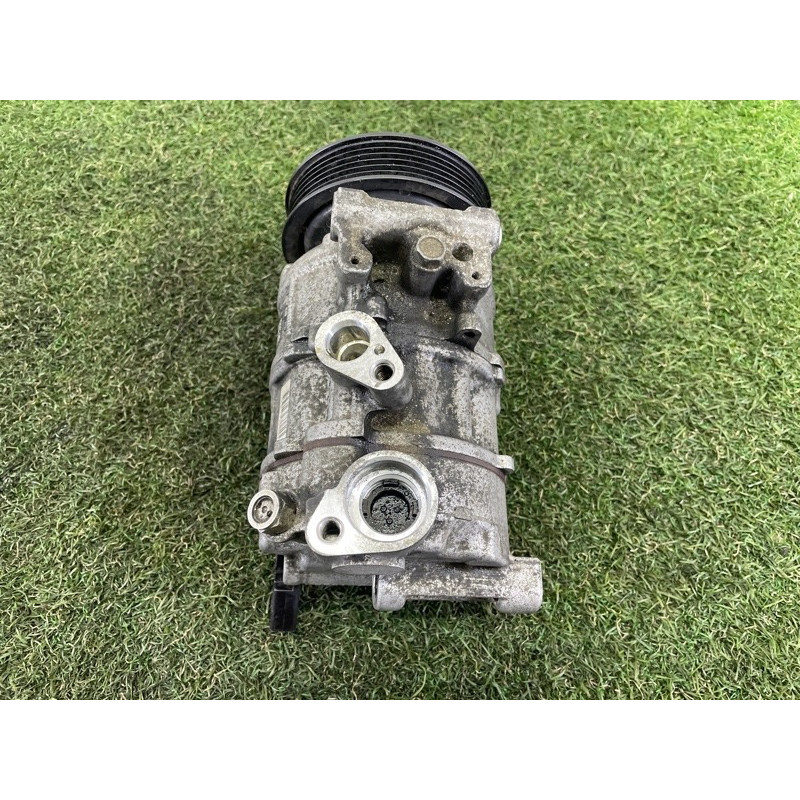 Компрессор кондиционера (отопление и кондиционирование) AUDI Q7 4M 2017 2.0 TFSI 4M0820803