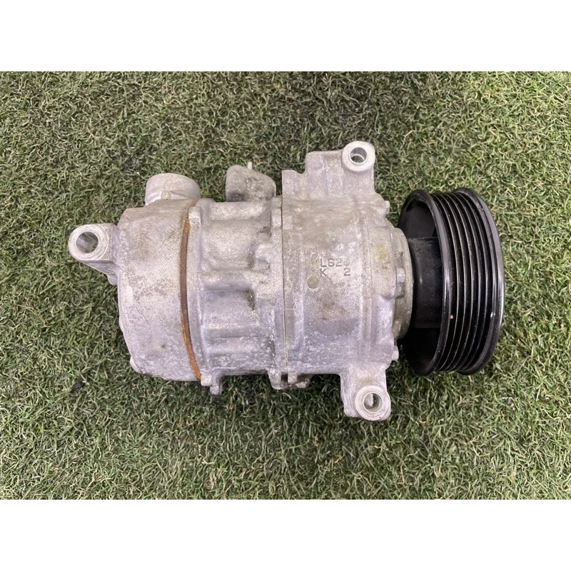 Компрессор кондиционера (отопление и кондиционирование) AUDI A3 8V 2016 1.8 CNSB 5Q0820803F