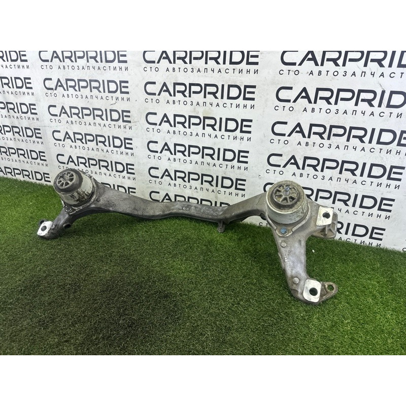 Кронштейн двигателя (кронштейны двигателя) Volkswagen Touareg NF 2013 3.0 Hybrid 7P0199207