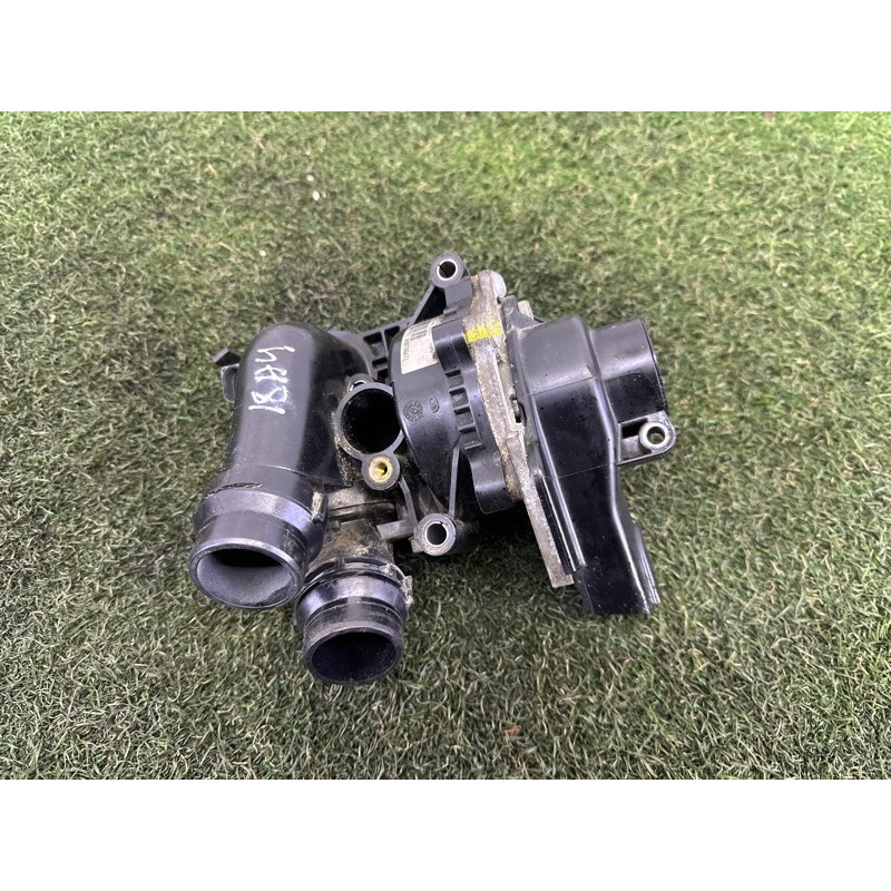 Помпа (система охлаждения) AUDI A4 B8 2013 2.0 TFSI 06H121026DR