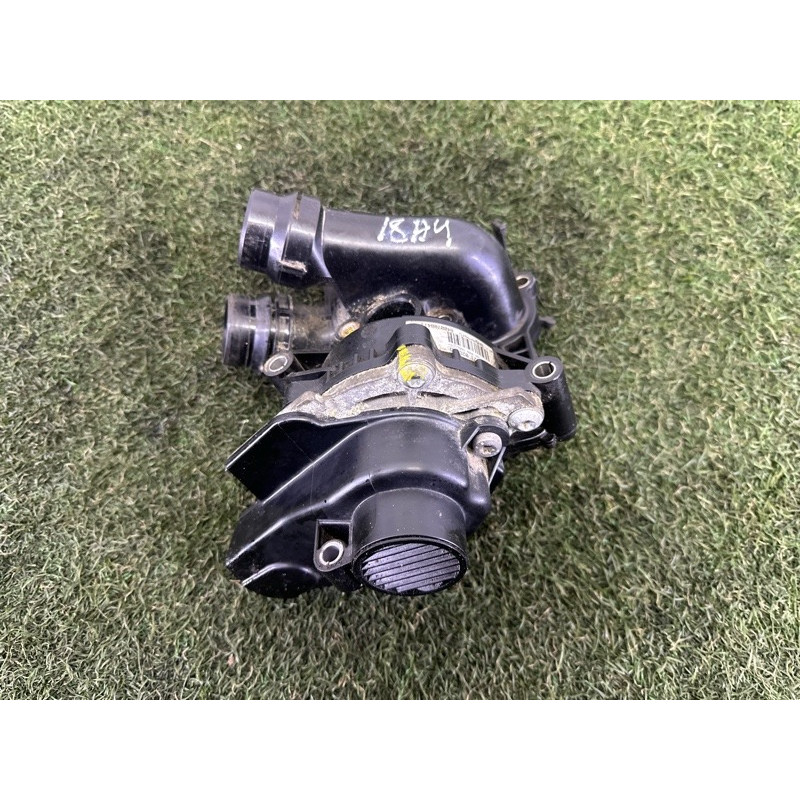 Помпа (система охлаждения) AUDI A4 B8 2013 2.0 TFSI 06H121026DR