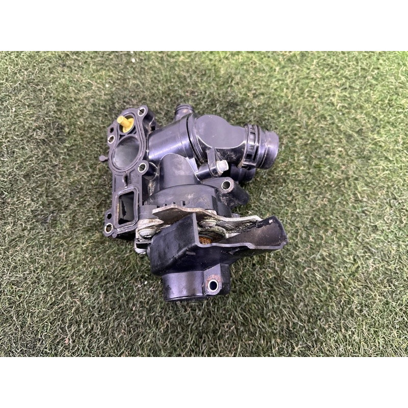 Помпа (система охлаждения) AUDI A4 B8 2013 2.0 TFSI 06H121026DR