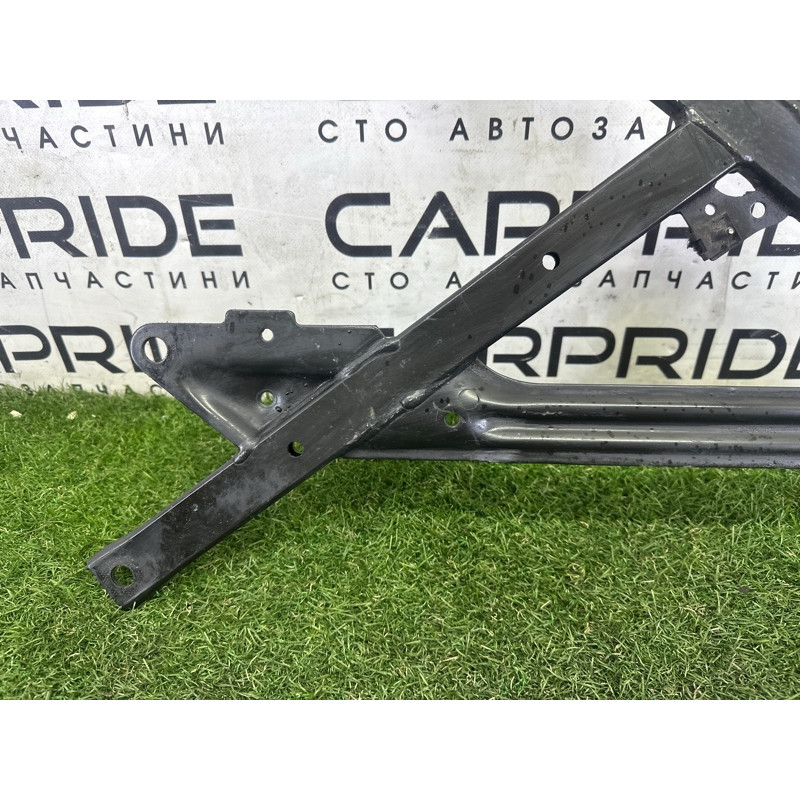 Распорка переднего подрамника (подвеска) AUDI A4 B8 2014 2.0 TFSI 8K1399345E