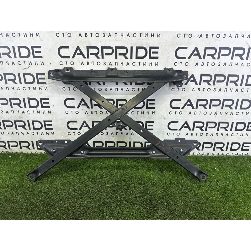 Распорка переднего подрамника (подвеска) AUDI A4 B8 2014 2.0 TFSI 8K1399345E