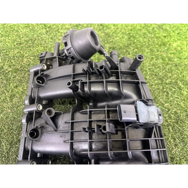 Коллектор впускной (впускная система) AUDI A3 8V 2016 1.8 CNSB 06L133201AA