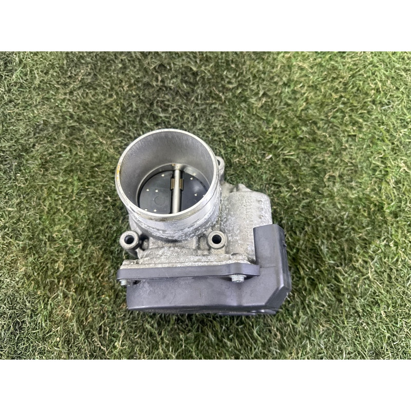 Дроссельная заслонка (электрика двигателя) AUDI A3 8V 2016 1.8 CNSB 06F133062T