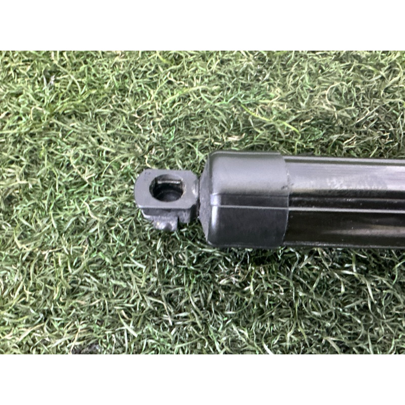 Привод двери багажника (электрика) LAND ROVER Range Rover L405 2016 5.0 LR058305