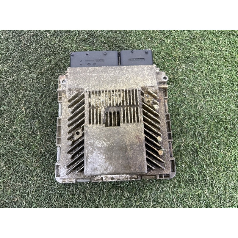 Блок управления двигателем (электрика / блоки управления) AUDI Q7 4L 2011 3.0 TFSi 4L0910551K 4L0