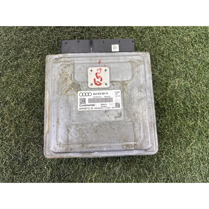 Блок управления двигателем (электрика / блоки управления) AUDI Q7 4L 2011 3.0 TFSi 4L0910551K 4L0