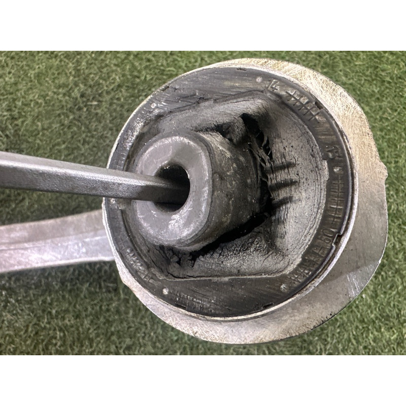 Рычаг подвески (подвеска) AUDI Q5 8R 2012 3.2 8K0407694S