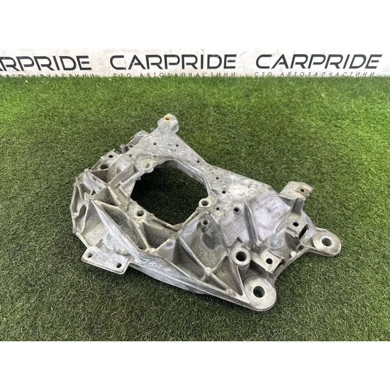 Траверса (трансмісія) AUDI A4 B8 2013 2.0 TFSI 4H0399263L