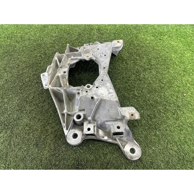 Траверса (трансмісія) AUDI A4 B8 2013 2.0 TFSI 4H0399263L