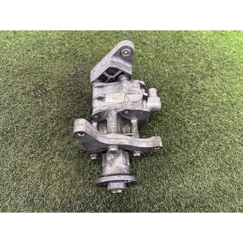 Насос гидроусилителя руля (рулевое управление) BMW X5 E70 2010 N57D30A 32416796462