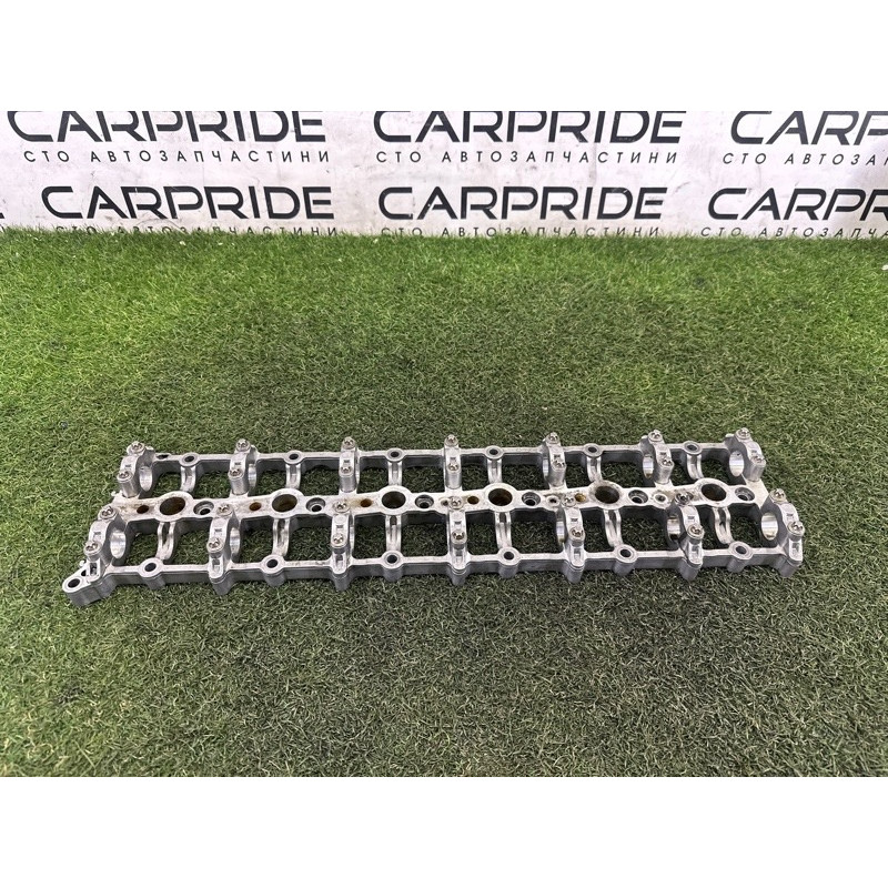 Опорный кронштейн распредвала (двигатель и элементы) BMW X5 E70 2010 N57D30A 11317800044