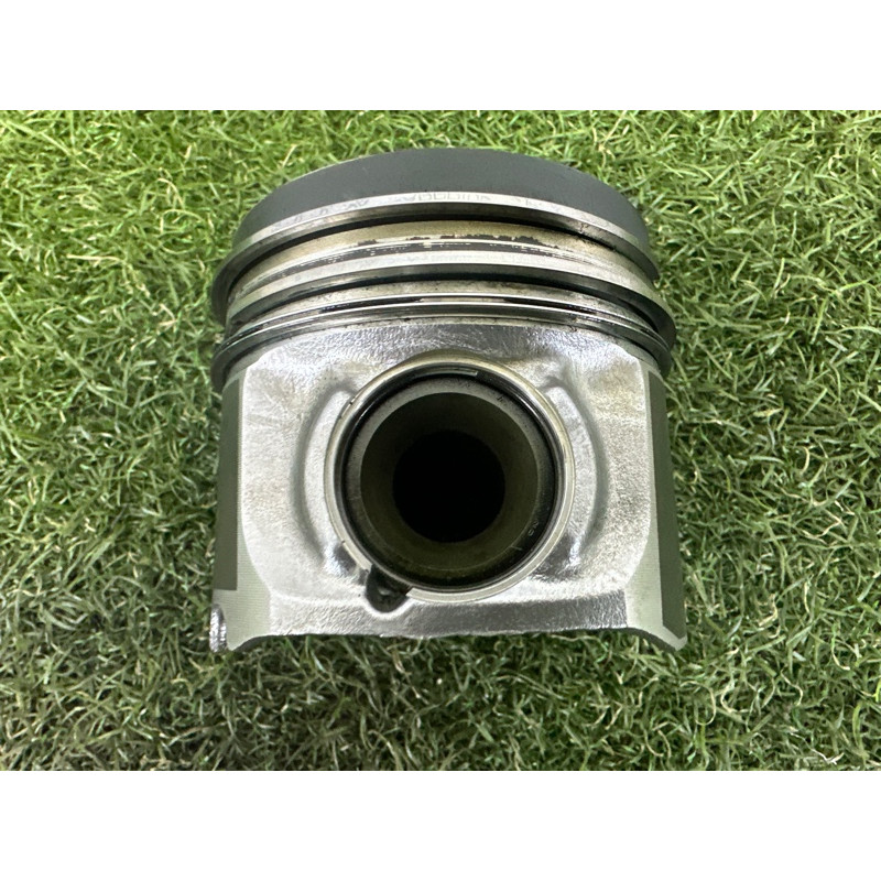 Поршень (двигатель и элементы) BMW X5 E70 2010 N57D30A 11257805329