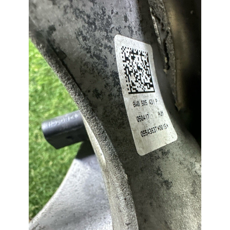 Цапфа подвески (подвеска) AUDI A4 B9 2017 2.0 TFSI 8W0505431P