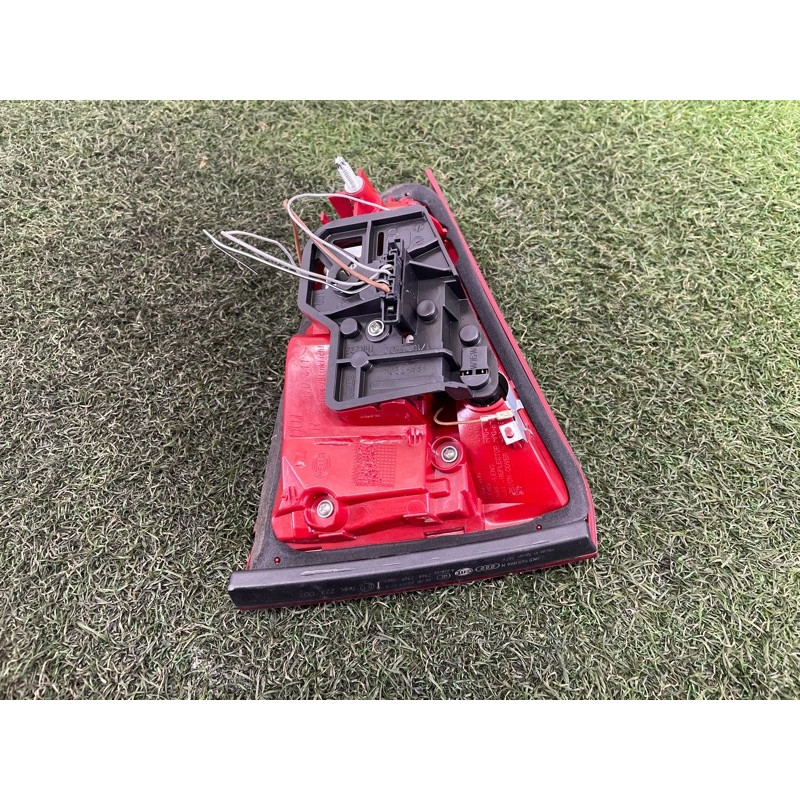 Задний фонарь (оптика) AUDI A4 B8 2010 2.0 CAEB 8K5945094K