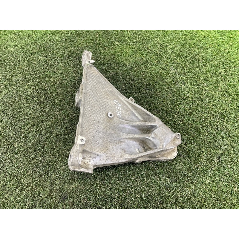 Кронштейн подушки двигателя (кронштейны двигателя) BMW X5 E70 2010 N57D30A 22116790026