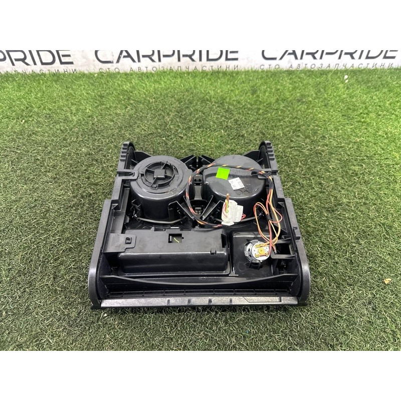 Подстаканник (салон) BMW X5 E70 2010 N57D30A 51166954943