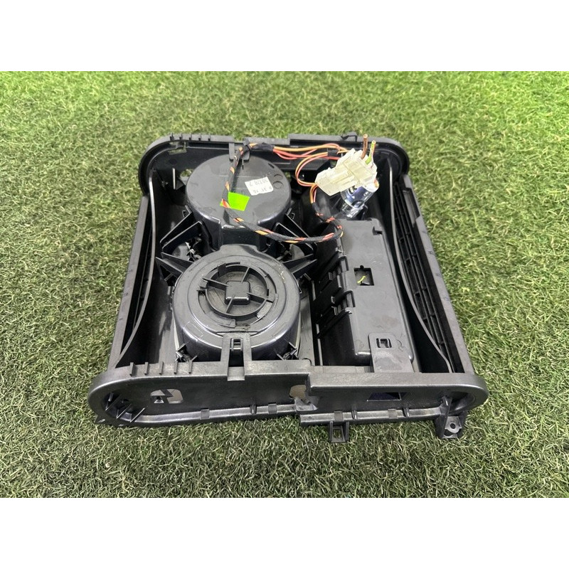 Подстаканник (салон) BMW X5 E70 2010 N57D30A 51166954943