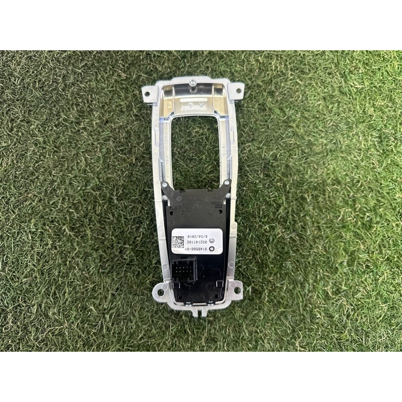 Кнопка стояночного тормоза (электрика / кнопки) BMW X5 E70 2010 N57D30A 61319148508