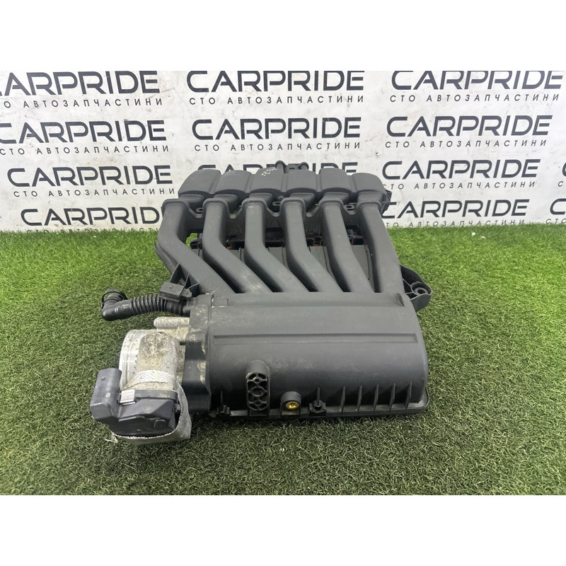 Коллектор впускной (впускная система) Volkswagen Touareg NF 2011 3.6 03H133201AE