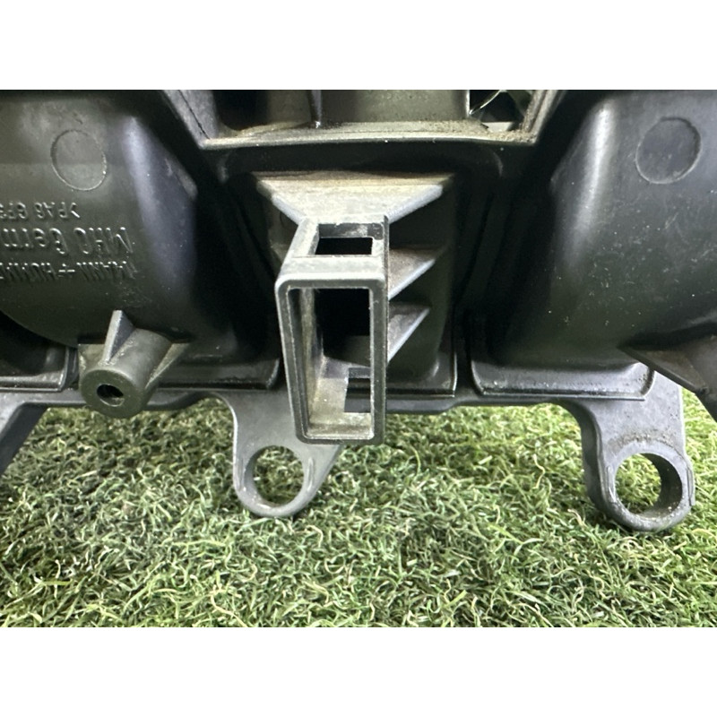 Коллектор впускной (впускная система) Volkswagen Touareg NF 2011 3.6 03H133201AE