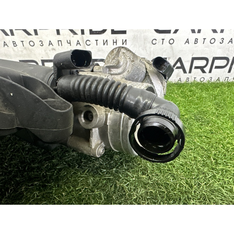 Коллектор впускной (впускная система) Volkswagen Touareg NF 2011 3.6 03H133201AE