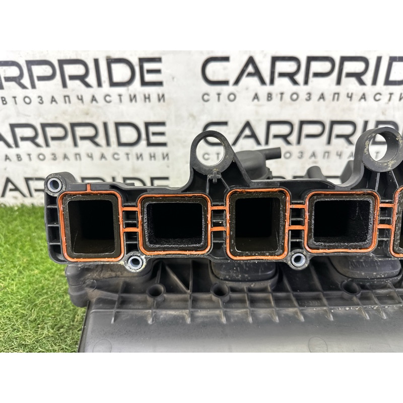 Коллектор впускной (впускная система) Volkswagen Touareg NF 2011 3.6 03H133201AE