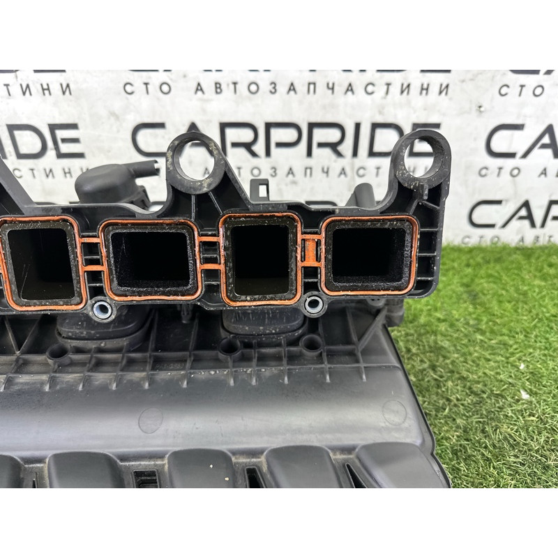 Коллектор впускной (впускная система) Volkswagen Touareg NF 2011 3.6 03H133201AE