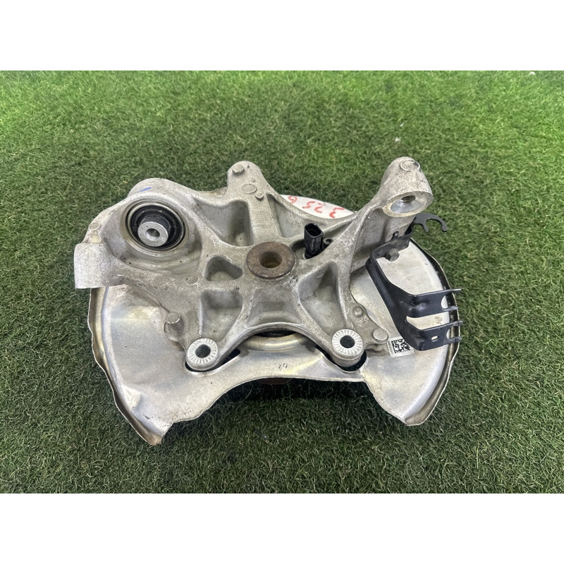 Цапфа подвески (подвеска) AUDI A4 B9 2017 2.0 TFSI 8W0505431T